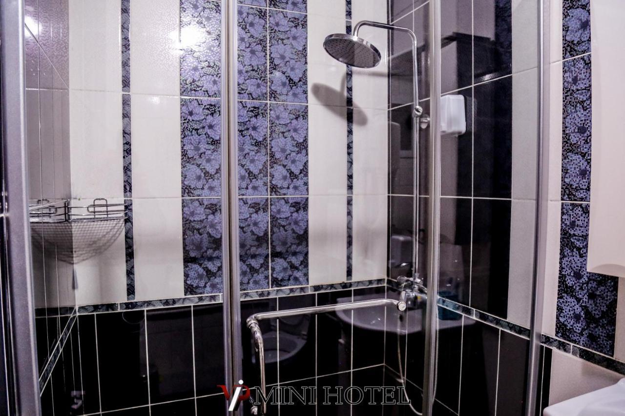 Mini Hotel VIP Semey Bagian luar foto