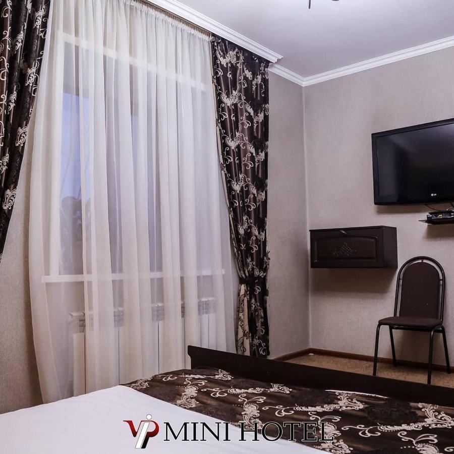 Mini Hotel VIP Semey Bagian luar foto