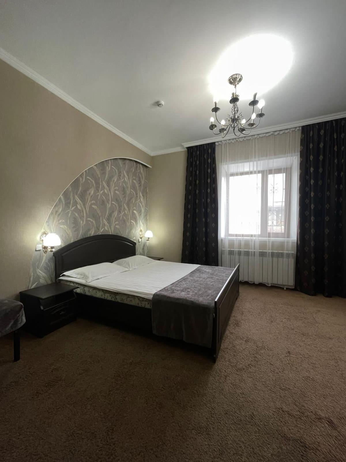 Mini Hotel VIP Semey Bagian luar foto