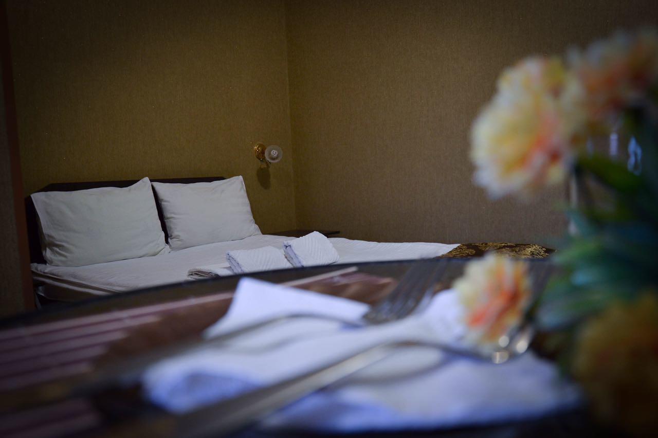 Mini Hotel VIP Semey Bagian luar foto