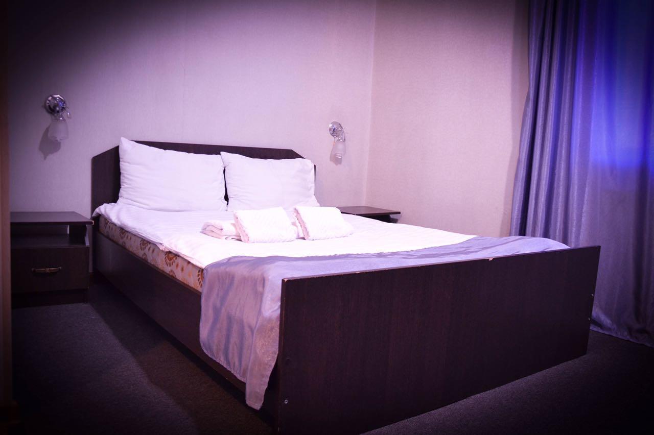 Mini Hotel VIP Semey Bagian luar foto