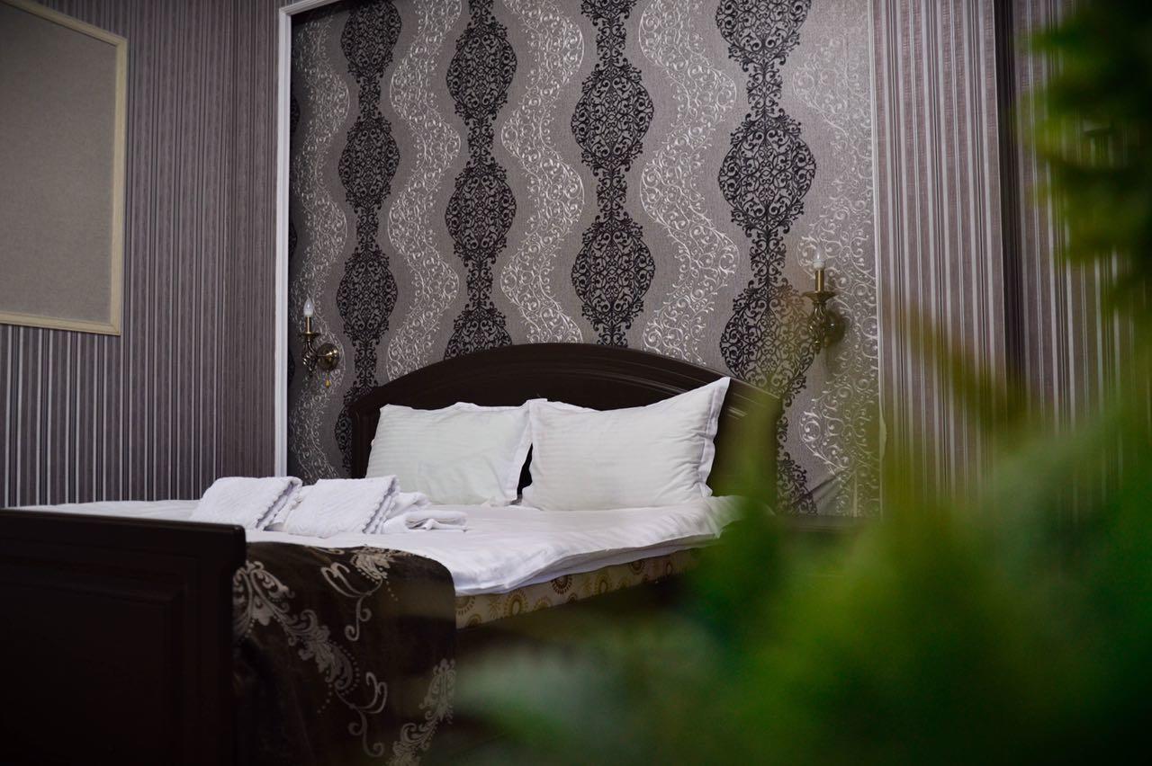 Mini Hotel VIP Semey Bagian luar foto