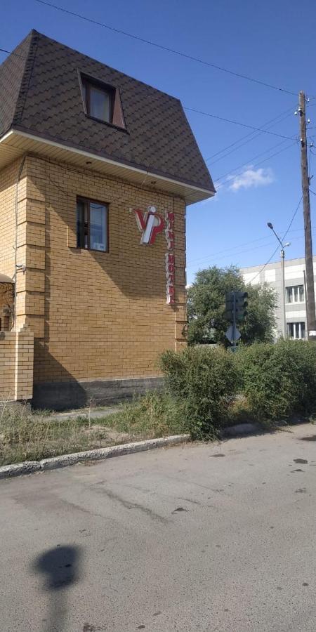 Mini Hotel VIP Semey Bagian luar foto